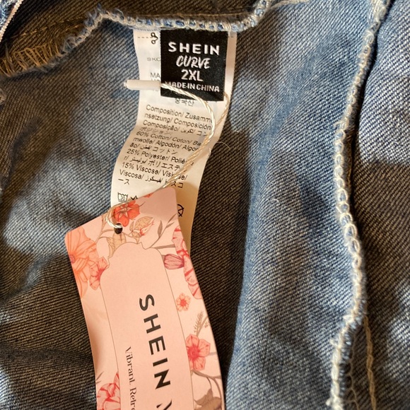 NWT Shein Denim One-Shoulder Ruffled Wide Leg Blue Jean Jumpsuit 2XL - Picture 4 of 5